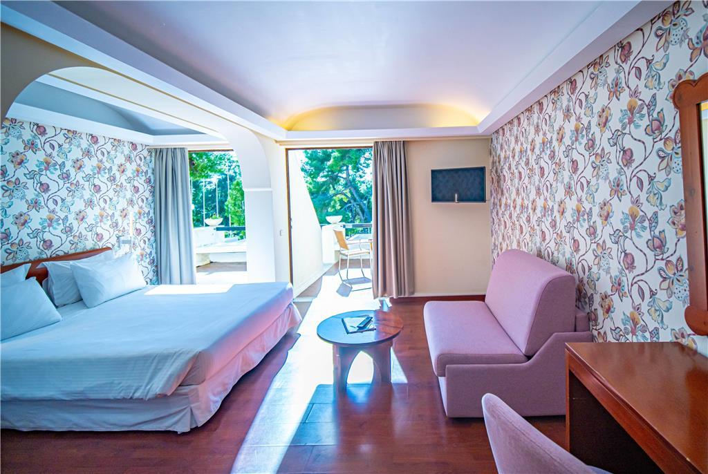 Ramada Loutraki Poseidon Resort Quarto foto
